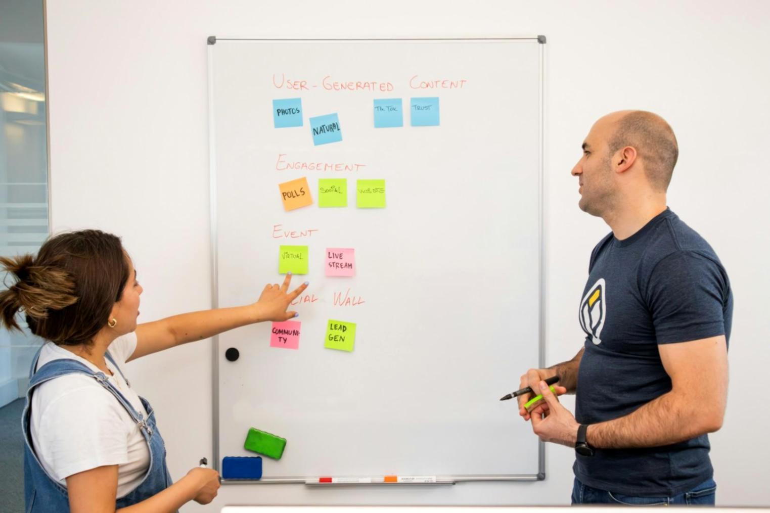 Современный офис для финансового планирования и бизнес-консультаций